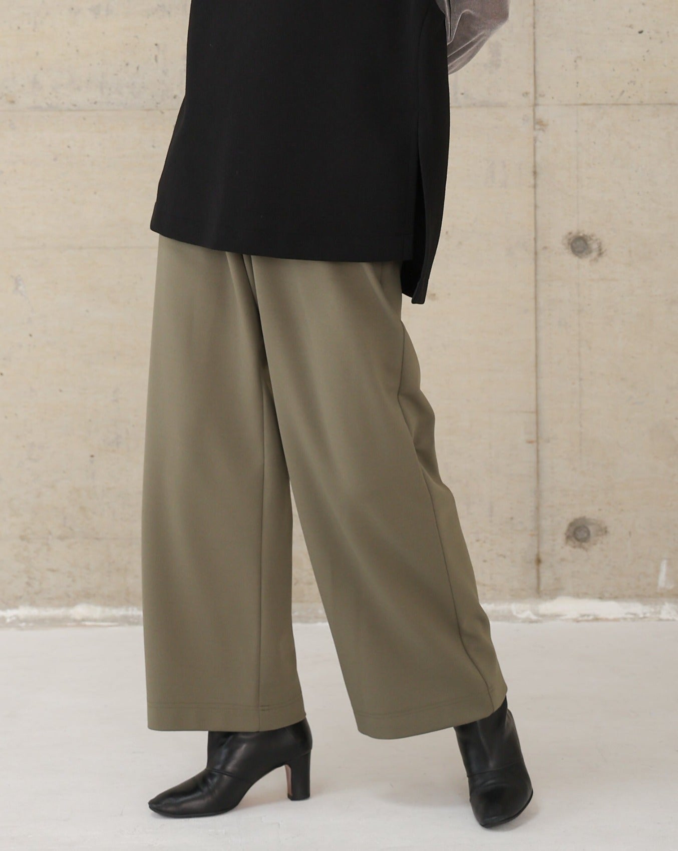 ゼットさん専用 OUTLET】カットジョーゼット セミワイドパンツ(T236-87050) – trois