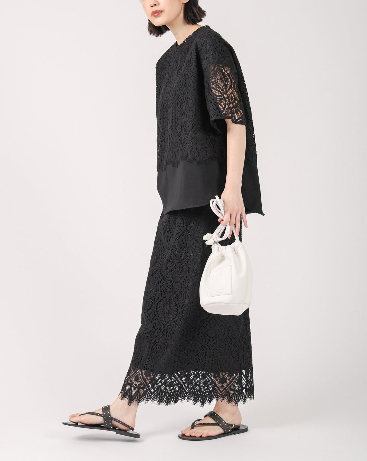 ケミカルレース タイトスカート（T241-86042） – trois