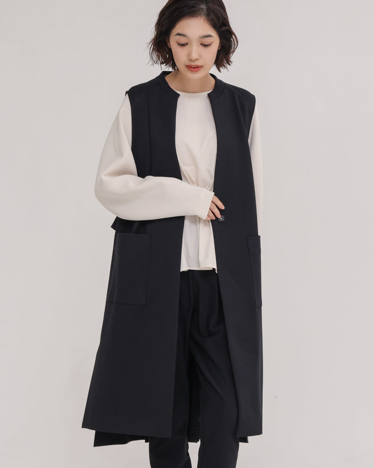 OUTER – trois