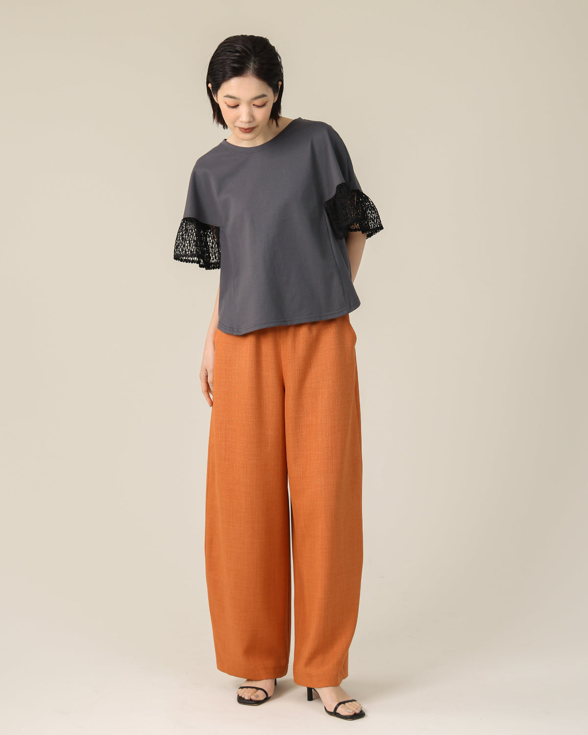 マーセライズ天竺 袖レースプルオーバー（T251-82071） – trois