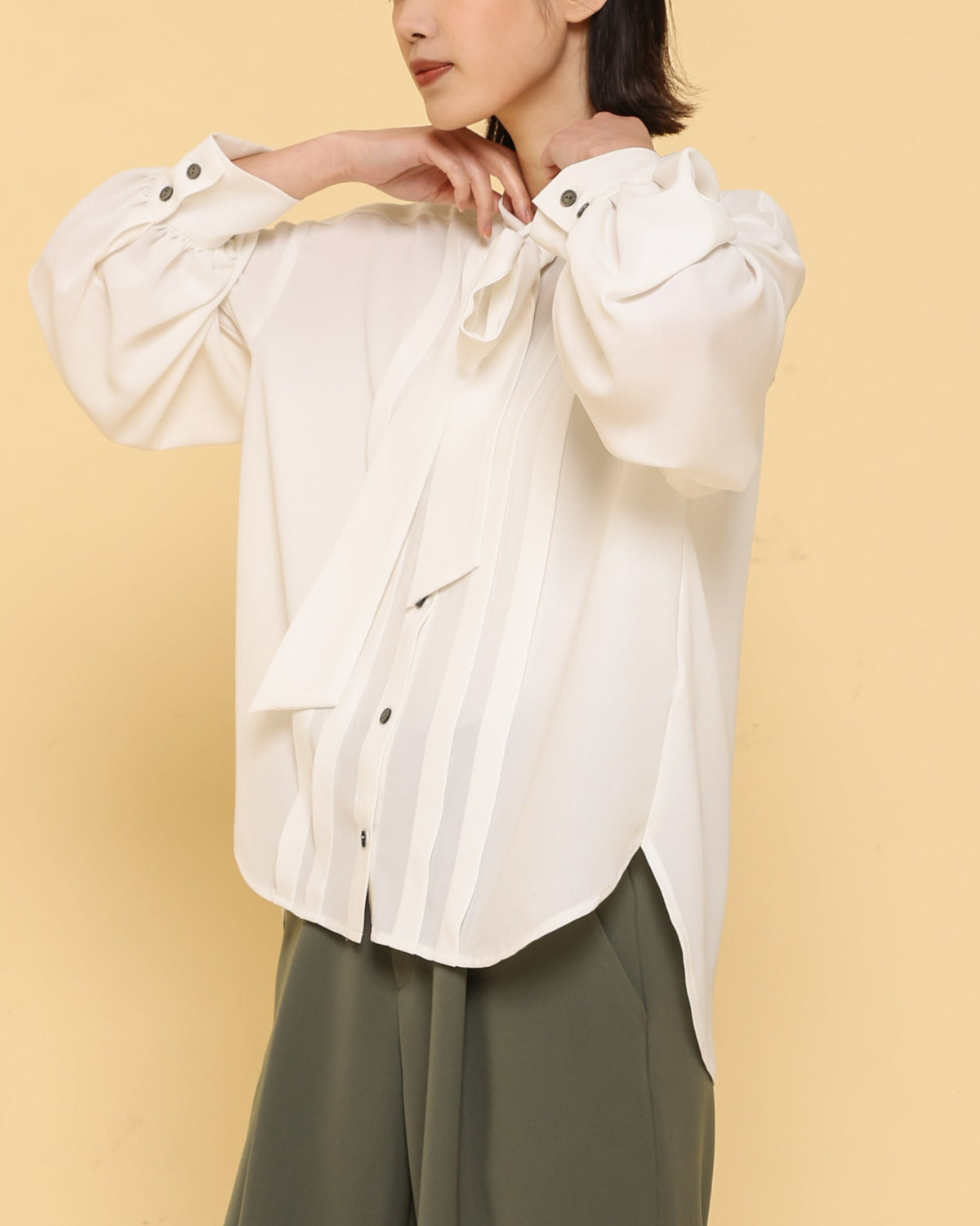 ストレッチジョーゼット ボウタイブラウス（T256-81005） – trois