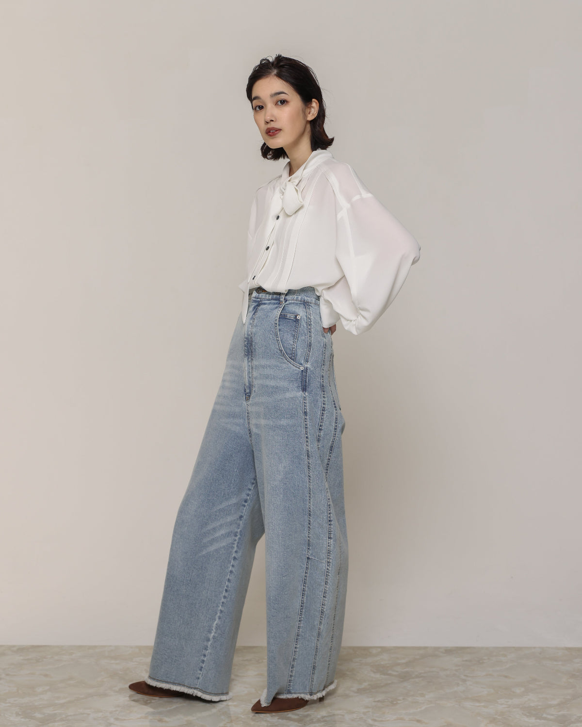 ストレッチジョーゼット ボウタイブラウス（T256-81005） – trois