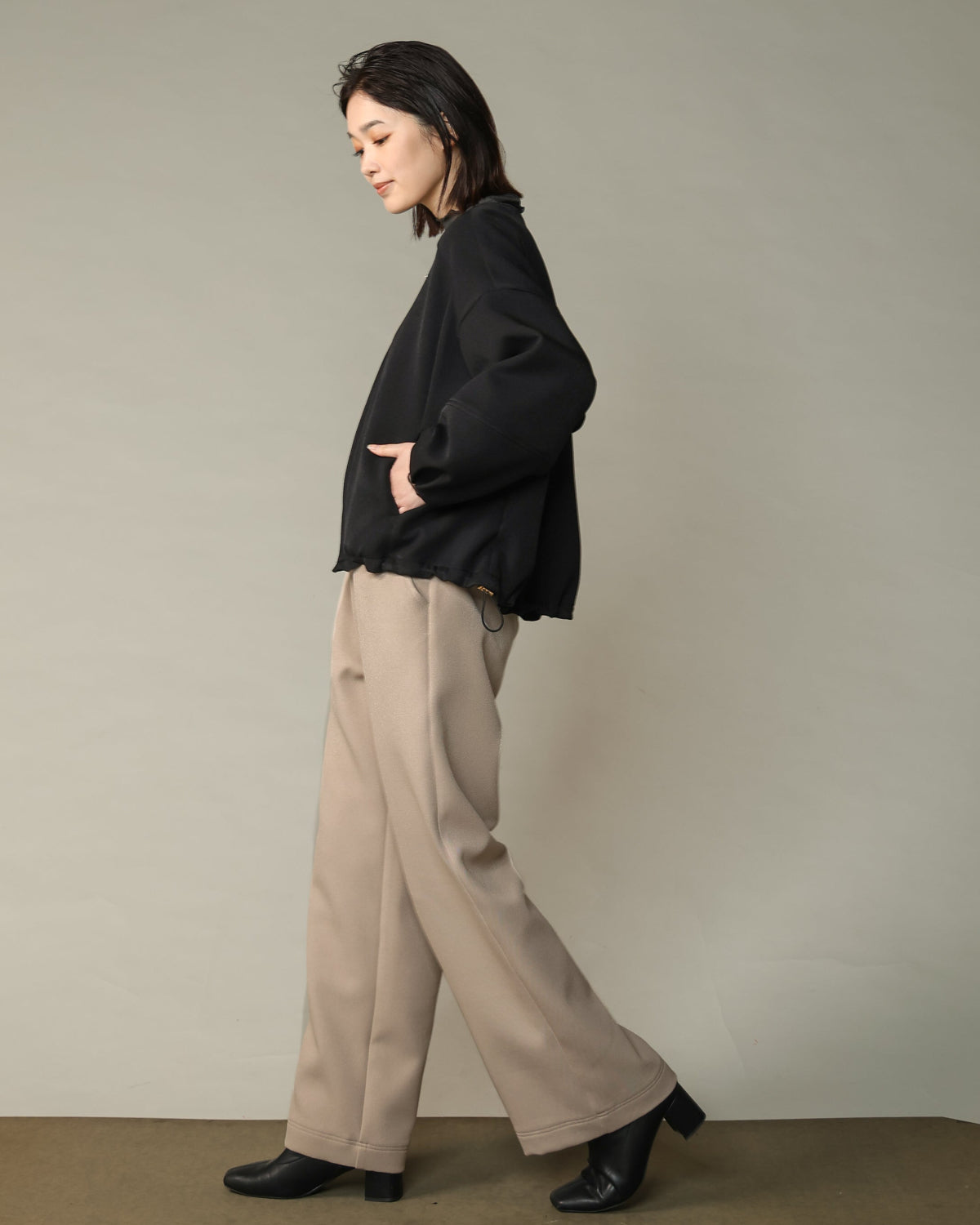 今期 リサイクルポリエステルスムースラグランジップブルゾン ブラック SHIPS Colors ブルゾン アウター Colors:THERMOLITE(R) ミックス