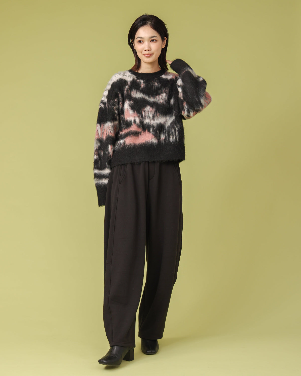 ニュアンス柄シャギー ショートプルオーバー（T256-88061） – trois