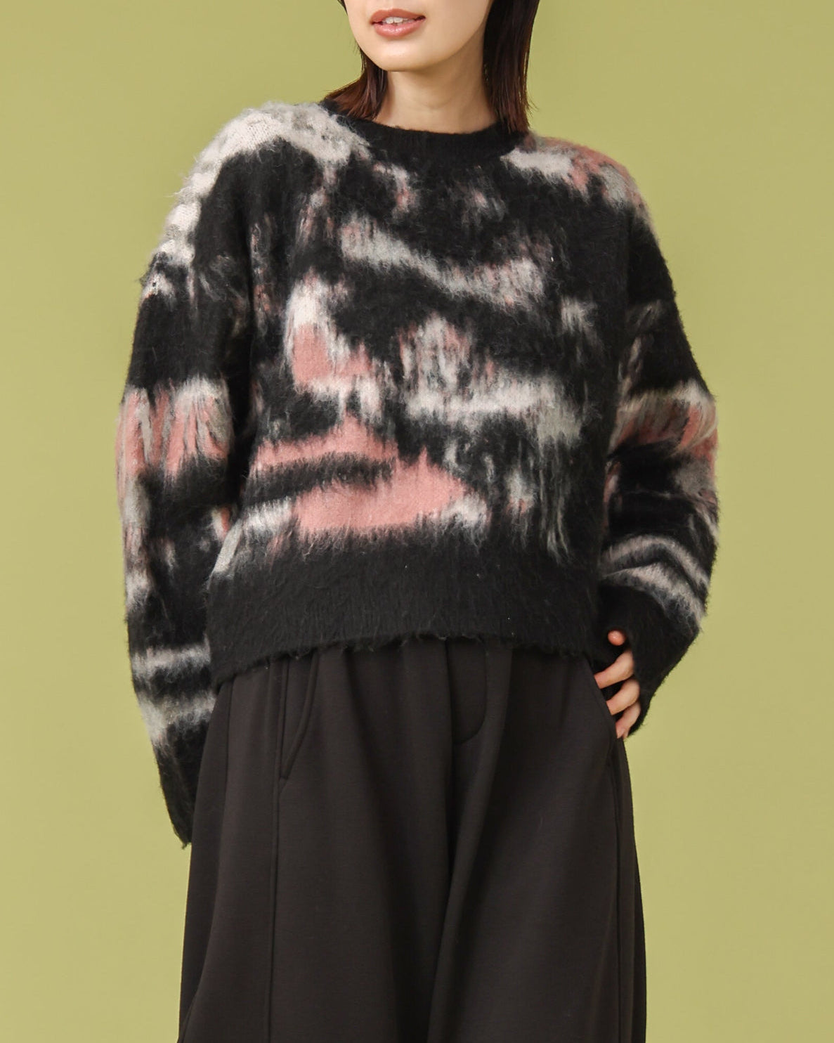 ニュアンス柄シャギー ショートプルオーバー（T256-88061） – trois