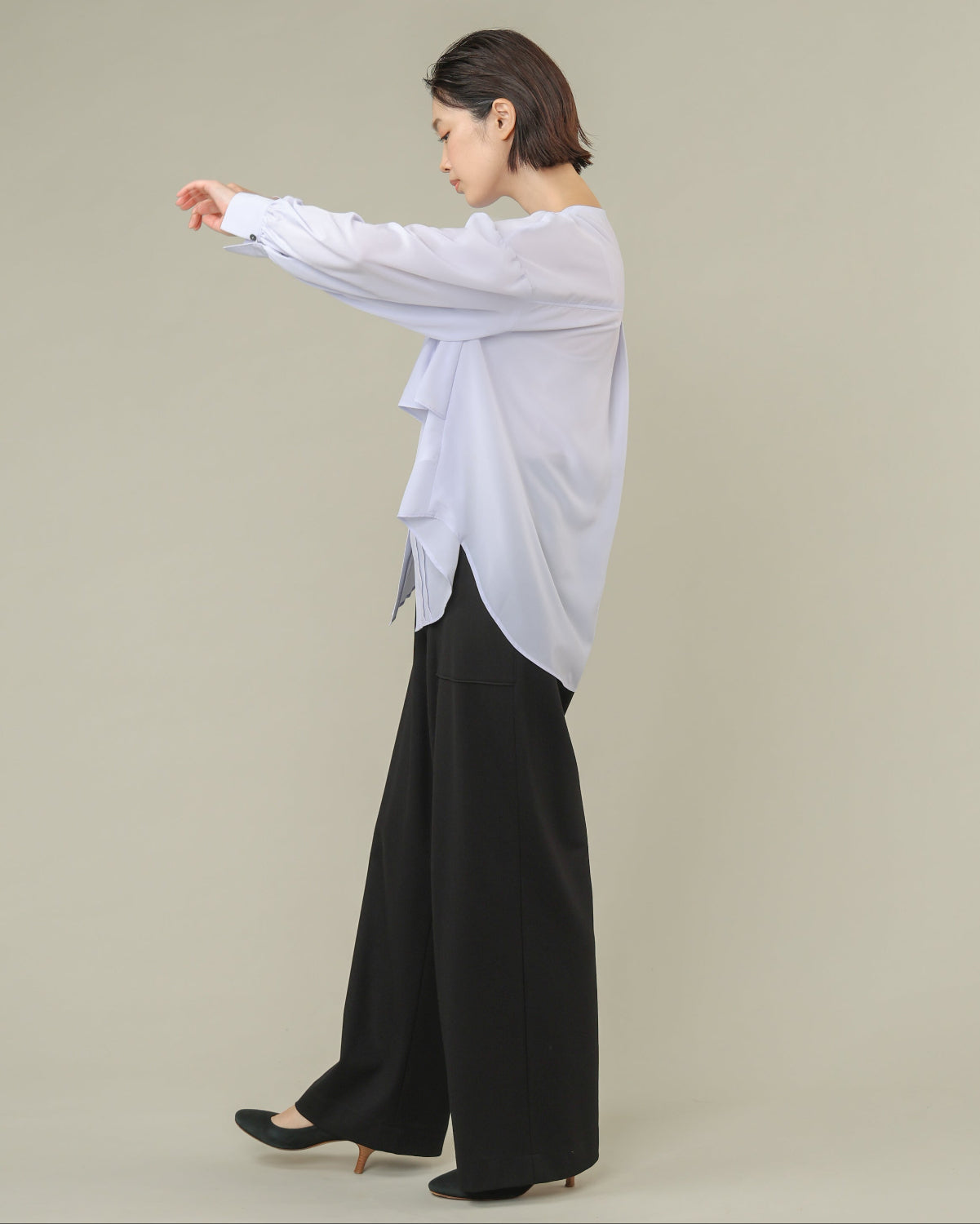 ヴィーナスデシン フラップブラウス（T261-81001） – trois