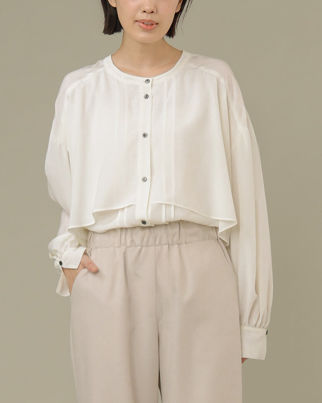 ヴィーナスデシン フラップブラウス（T261-81001） – trois