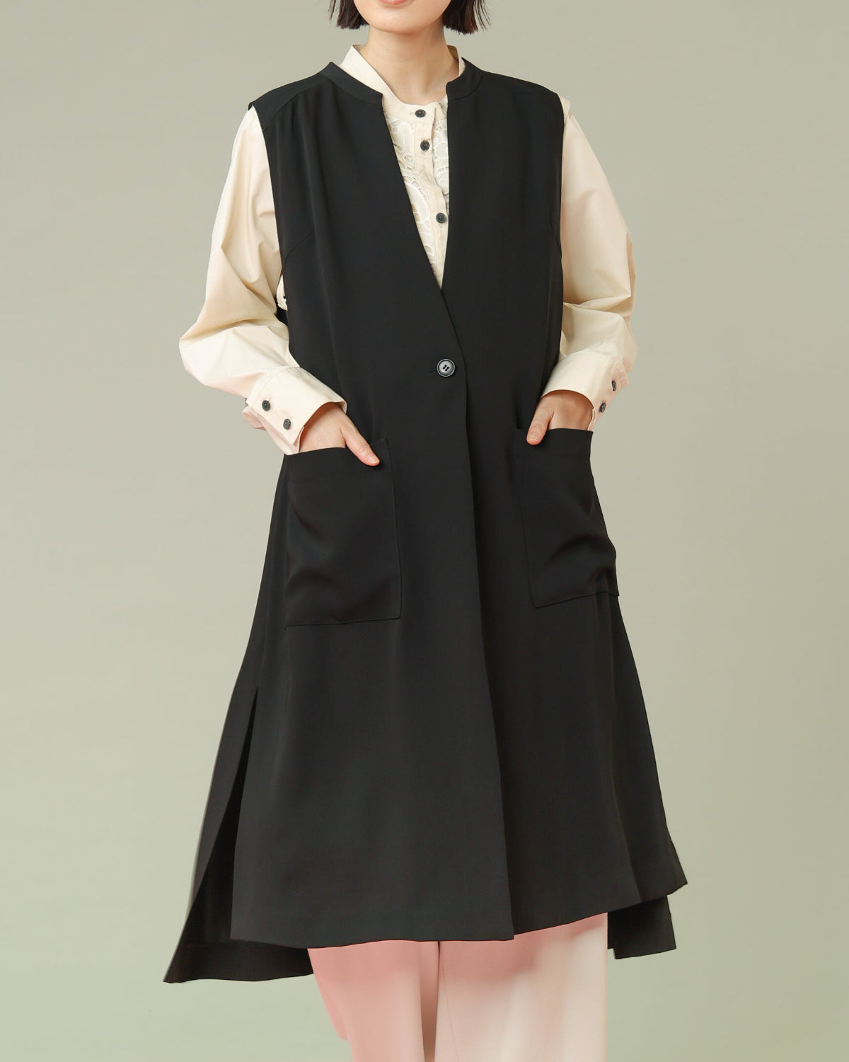 予約商品】ダブルクロス ノーカラーロングジレ（T261-83004） – trois