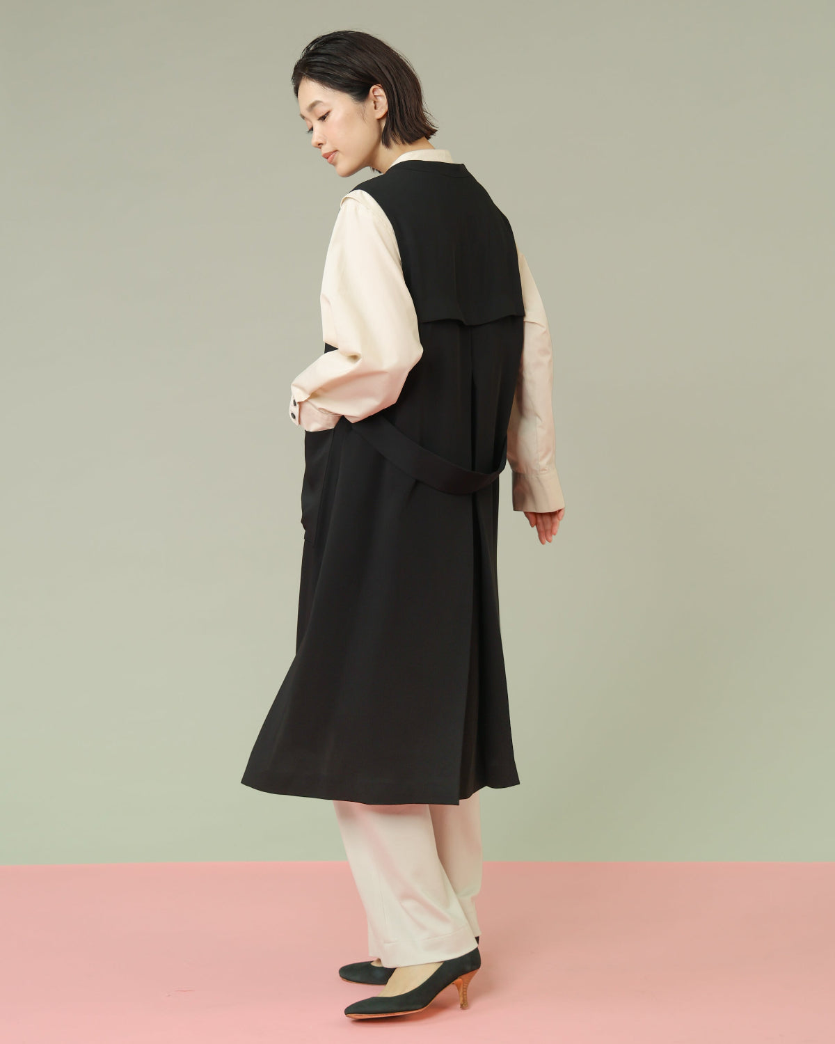 ダブルクロス ノーカラーロングジレ（T261-83004） – trois