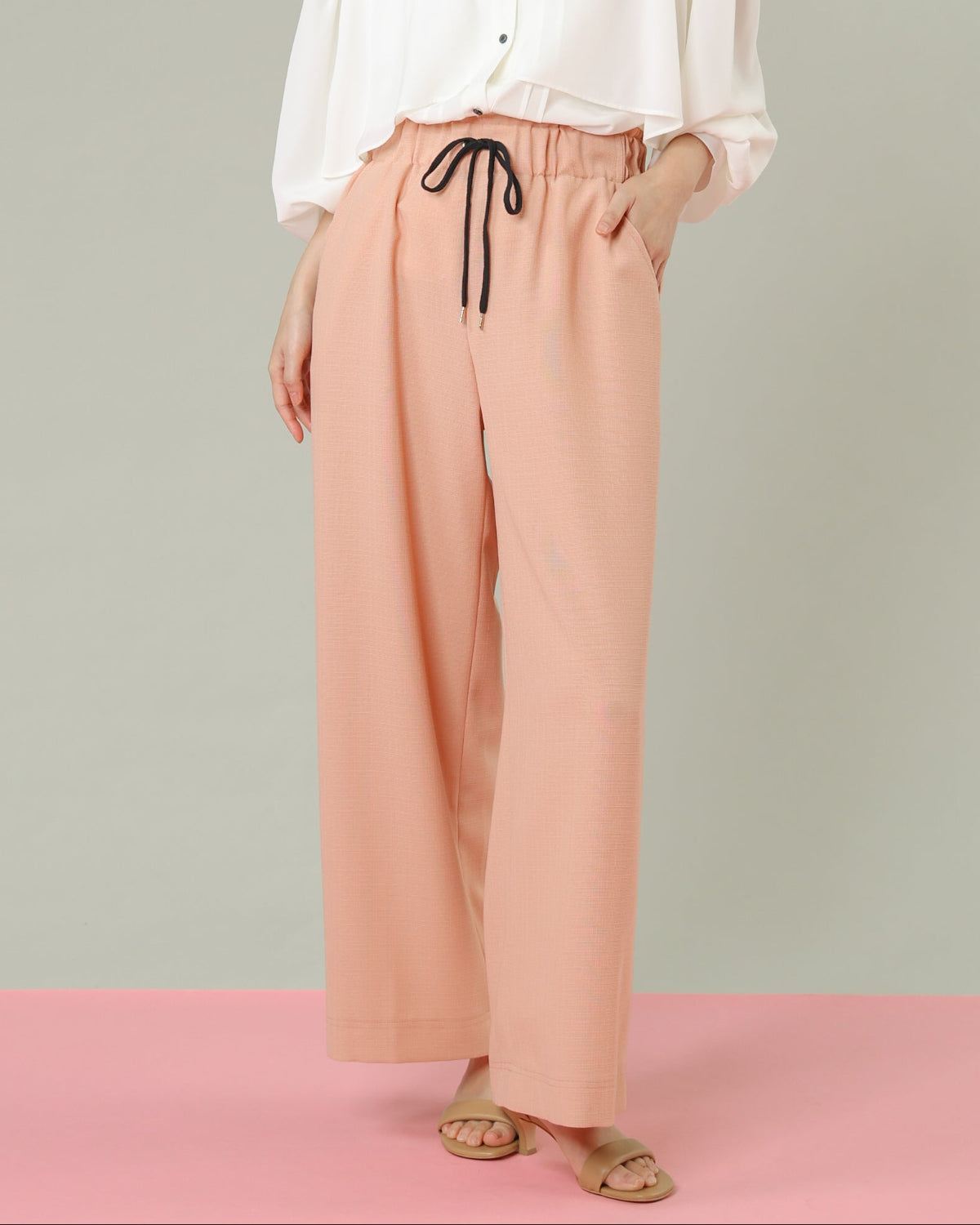 threezeroUltramanACEA（animevre） PANTS – trois