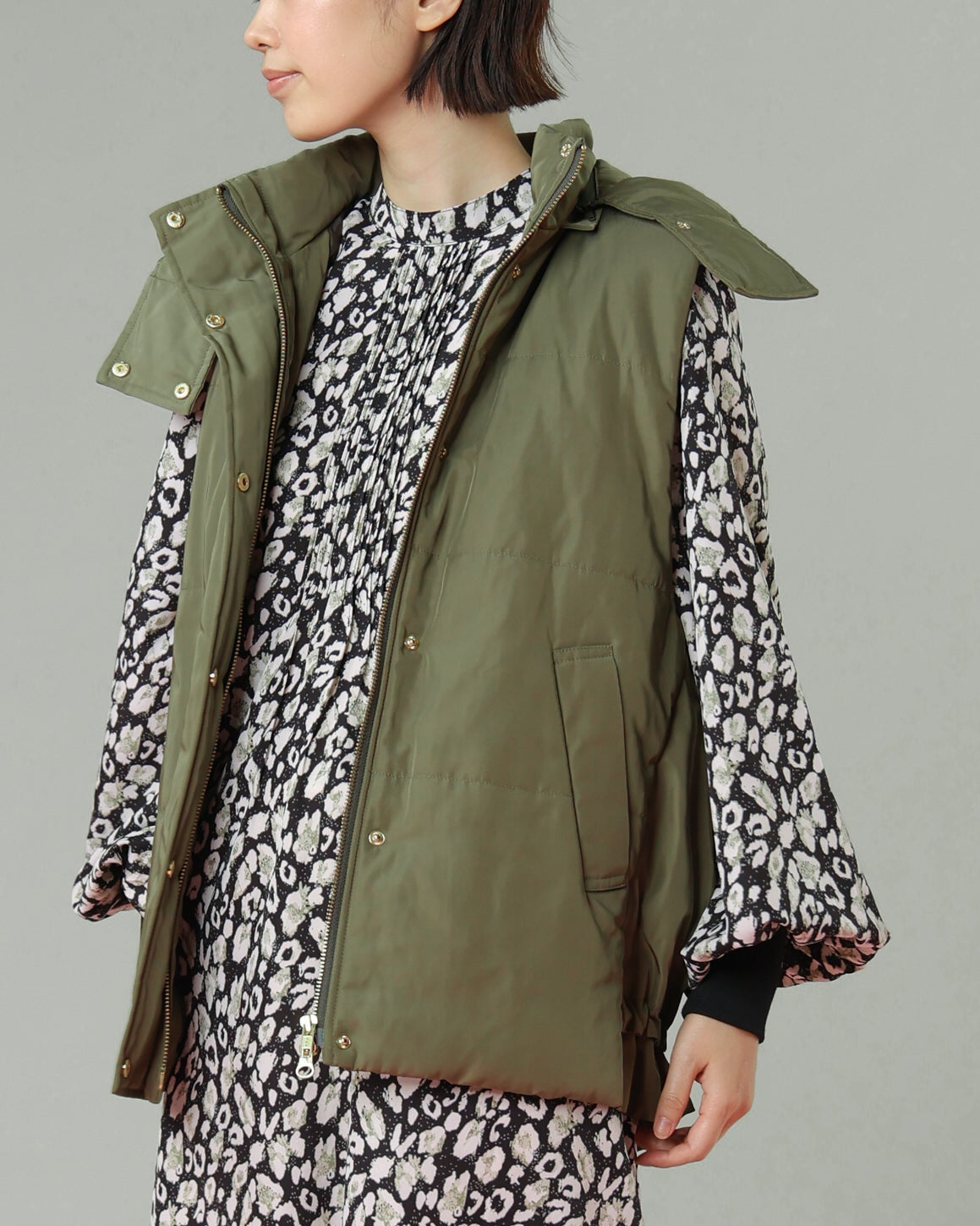 最終価格　トロア　バックプリーツGジャン 最終価格 トロア バックプリーツGジャン - メルカリ