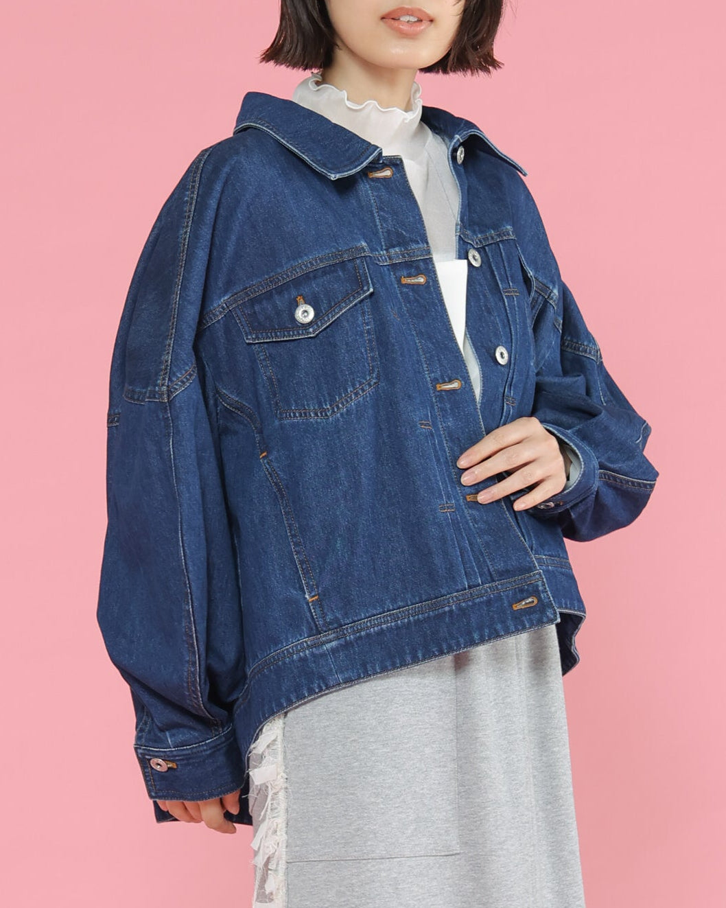 新品タグつき　trois トロア　異素材アウター　ベージュ×ブラック OUTER – trois