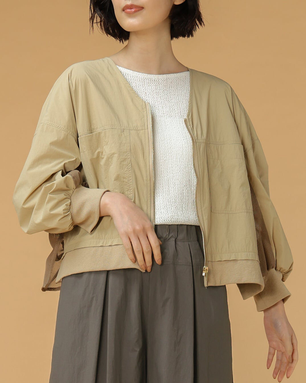 OUTER – trois