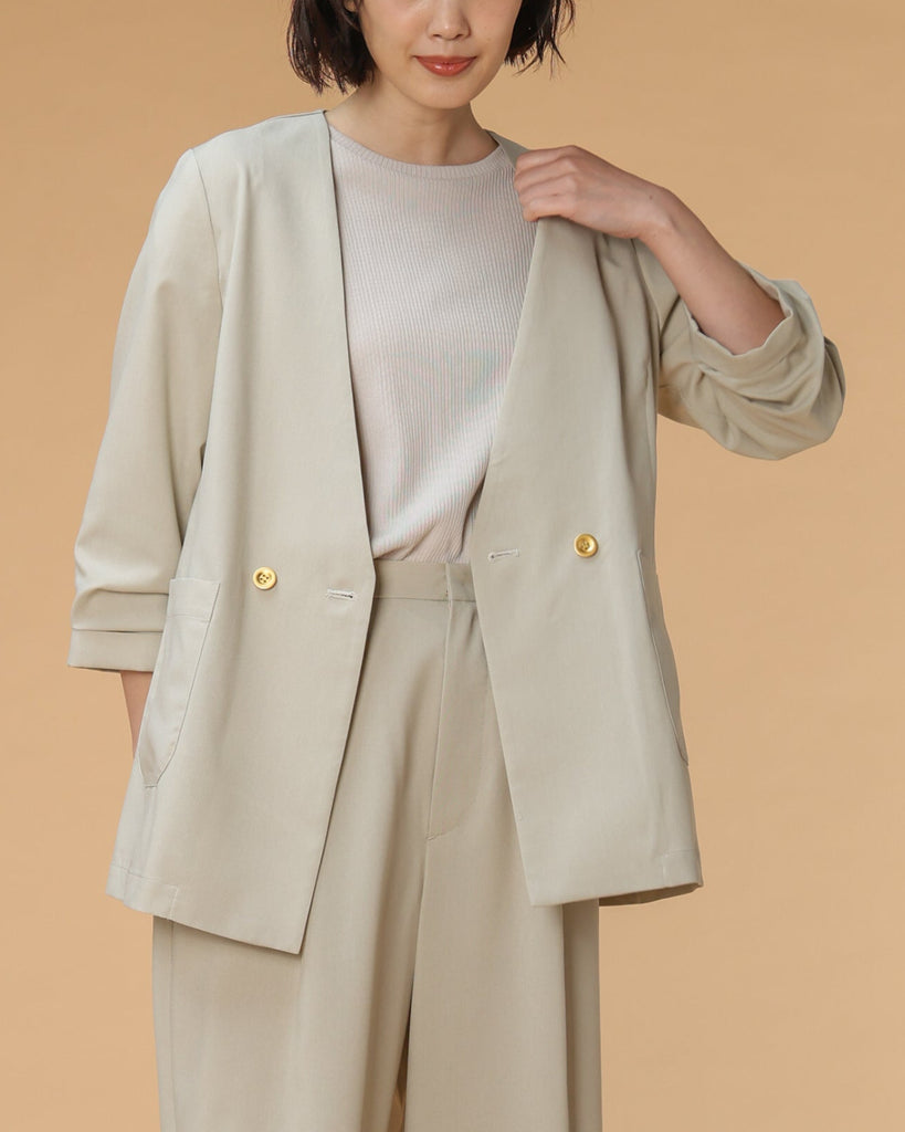 OUTER – trois