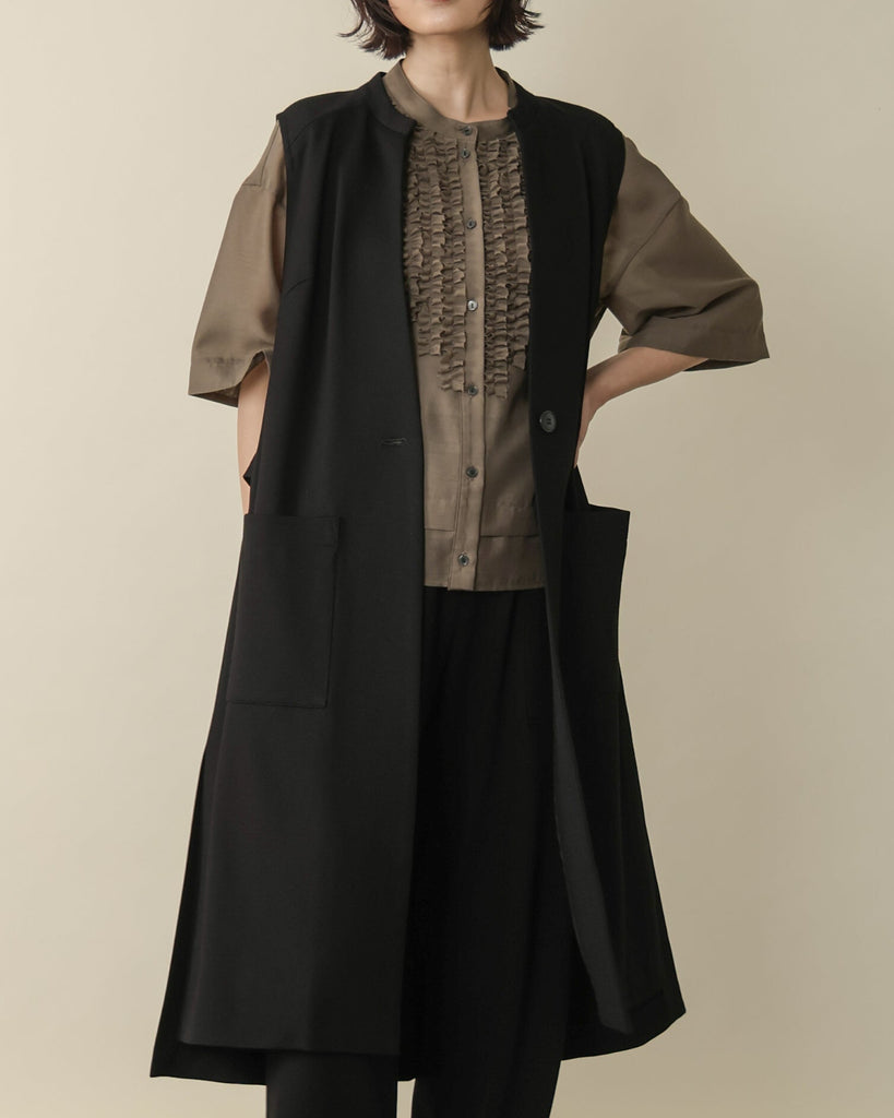 OUTER – trois