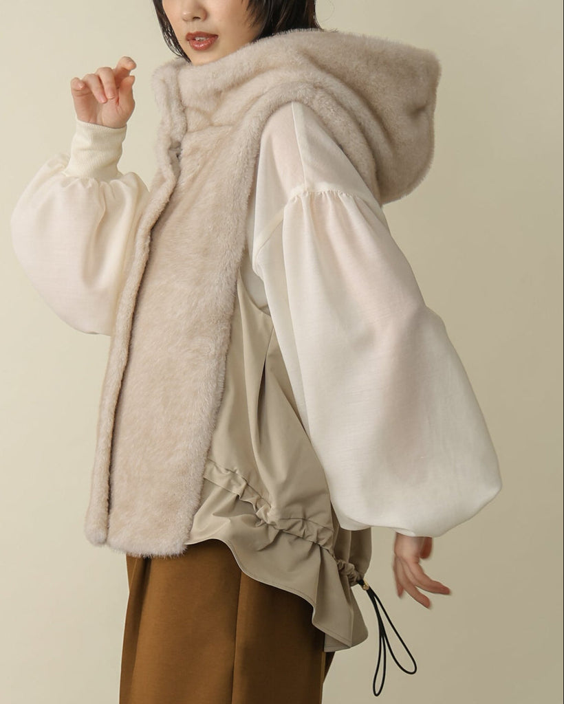 OUTER – trois