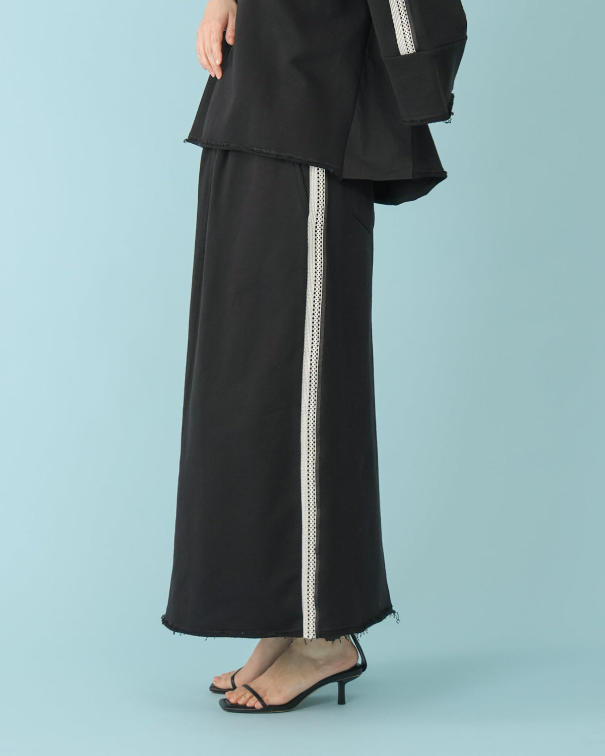 裏毛 タイトラインスカート（T261-86062） – trois