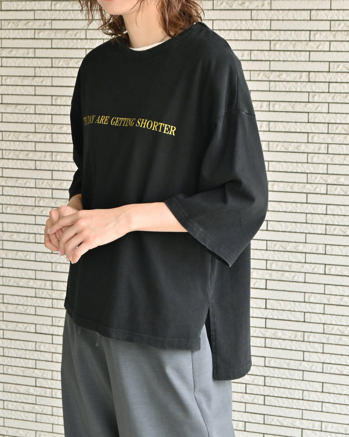 ピグメント ボックスシルエットロゴプルオーバー（T266-82002） – trois