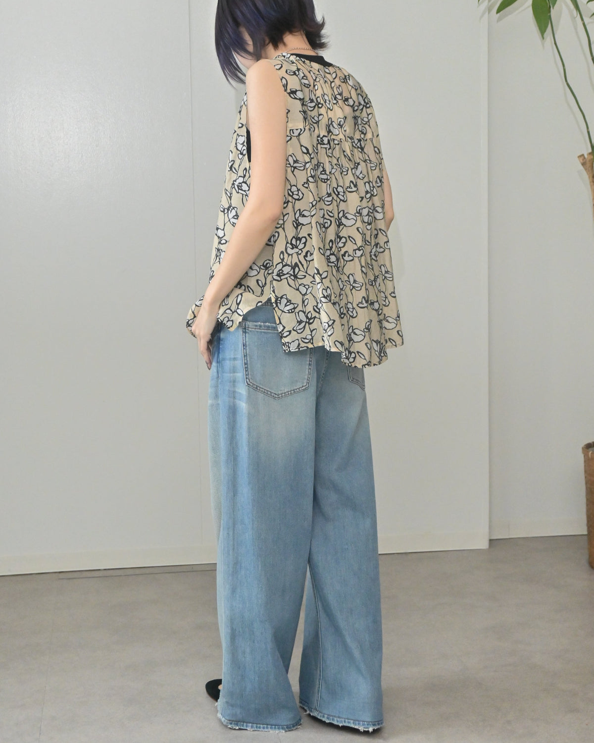 シフォン&フラワープリント ギャザーブラウス（T261-81010-a） – trois