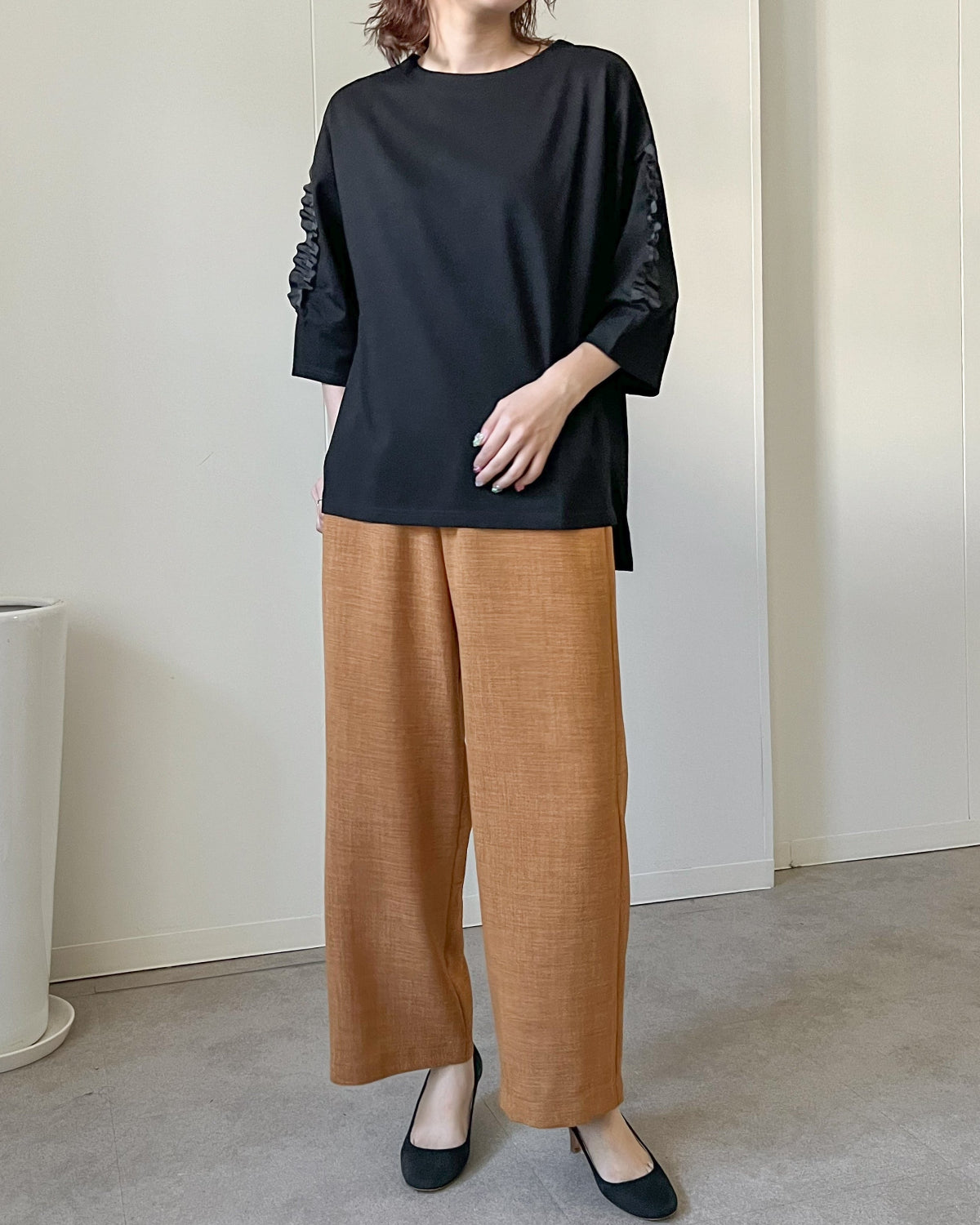 Reflaxキャンバス セミワイドパンツ（T261-87061） – trois